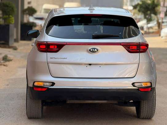 Kia sportage année 2020 image 8