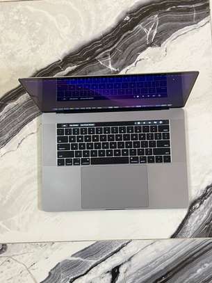 1To Ram 16Go MacBook ProTouch Bar i7 image 1