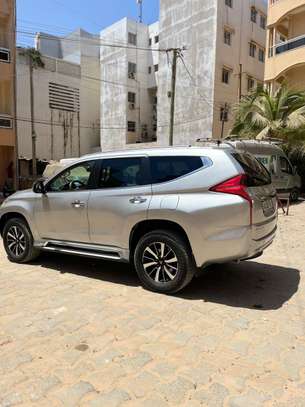 Mitsubishi pajero sport 2020 manuel 5 vitesses 7 p lass 44 image 14
