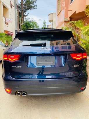 Jaguar f-pace venat Anne 2018 full options image 9