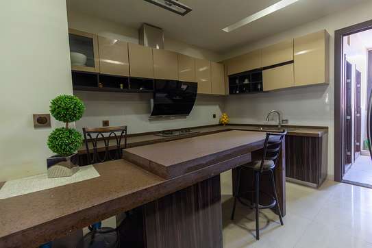 Appartement F5 meublé haut de gamme meublé à louer à Yoff image 4