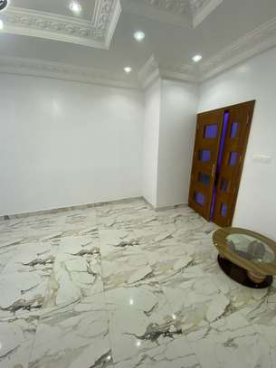 Tres belle salon a louer image 6