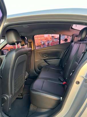 Renault SM3  2016 image 10