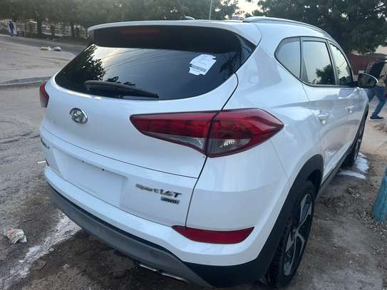 Hyundai Tucson 2017 image 3