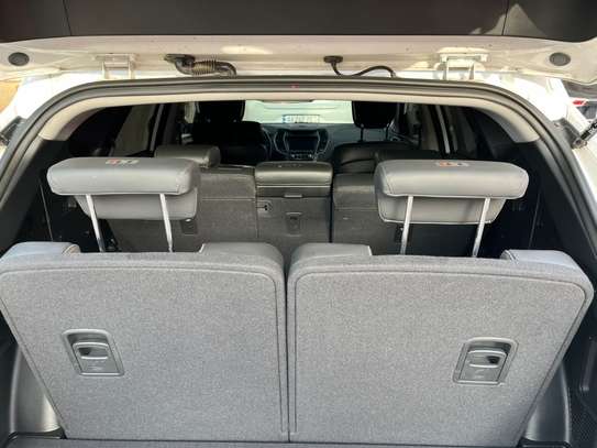 Hyundai Santafe image 12