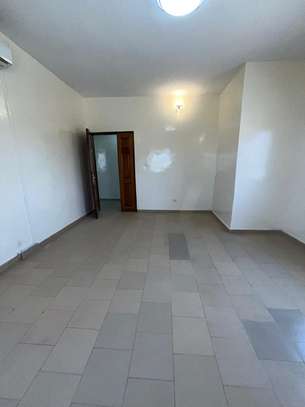 Appt 2 chambres sacré cœur 2 voies image 2