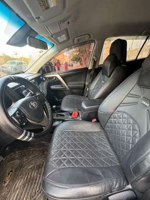 TOYOTA RAV 4 2017 image 10