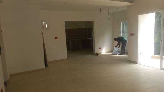 Appartement meuble F4 a louer a mermoz image 12