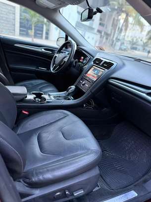 Ford fusion image 7