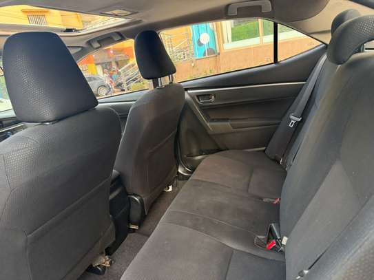 Toyota Corolla Hybride 2018 image 10