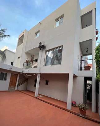 une villa louer mermoz image 3