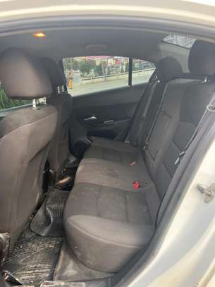 Chevrolet Cruz image 3