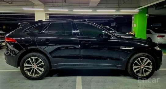 Jaguar F-Pace Sport essence Full options image 13