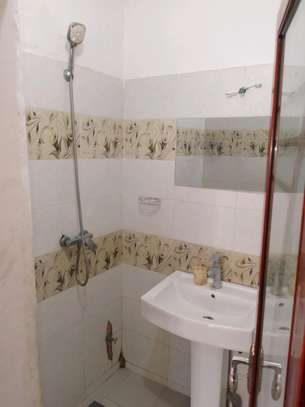 Luxueux appartement F4 à louer à la cité Biagui Yoff virage image 6