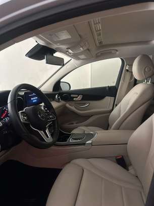 Mercedes glc coupe 2022 image 3