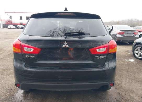 MITSUBISHI OUTLANDER SPORT sous douane image 12
