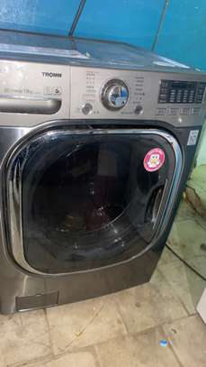 Machine à laver LG 19 Kg inverter image 2