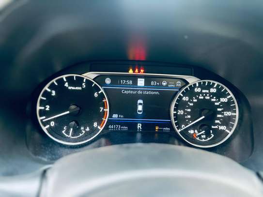 Nissan Altima 4/4 année 2020 image 7