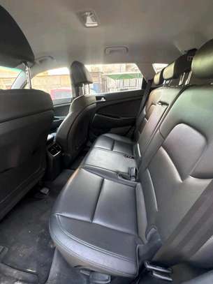 HYUNDAI TUCSON 2017 image 8