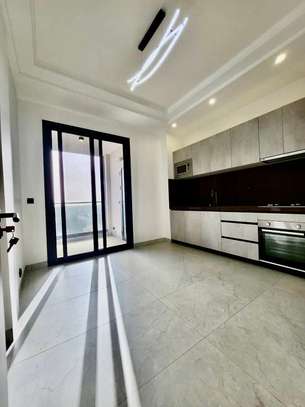 Magnifique Appartement F4 à louer au point E image 8