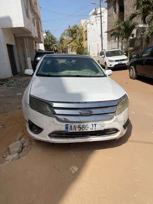 ford fusion image 2