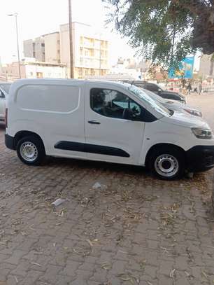 Citroën Berlingo Fourgon 2020 image 1