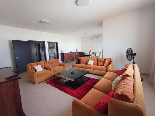 Appartement F4 à louer au Point E image 1