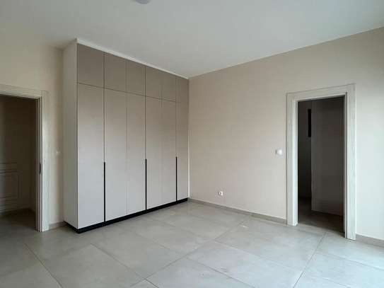 Penthouss 4 chambres à louer à côté de la manque mondiale image 11