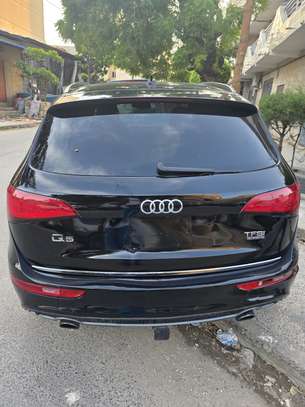 Audi Q5 image 2