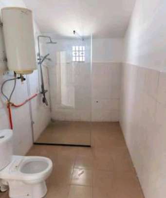 Sacré cœur bel mini studio meublé à louer image 4