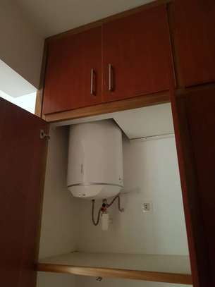 Appartement F3 à louer à Hann Maristes image 6