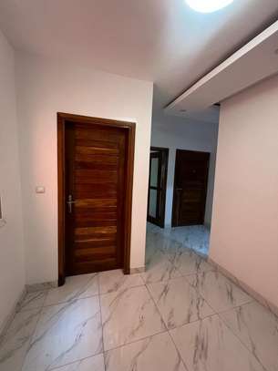 Appartement F3 à louer à Mbao image 1