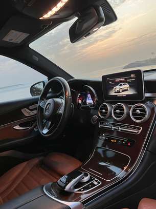 MERCEDES GLC 300 2017 image 13