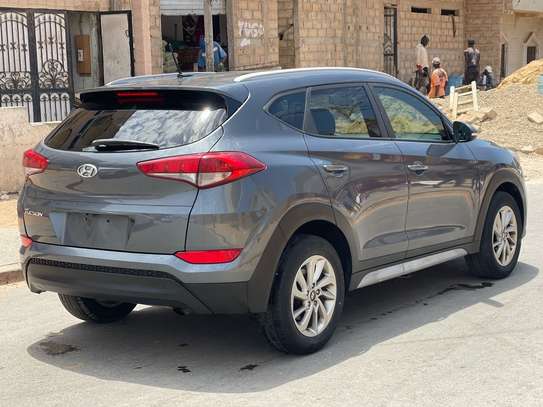 HYUNDAI TUCSON 2017 image 4