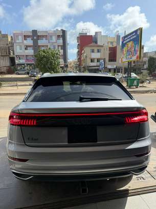 Audi Q8 2019 image 13