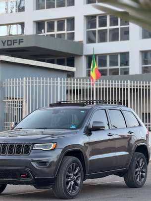 Jeep Grand Cherokee 4x4 75 anniversaire 2017 image 4