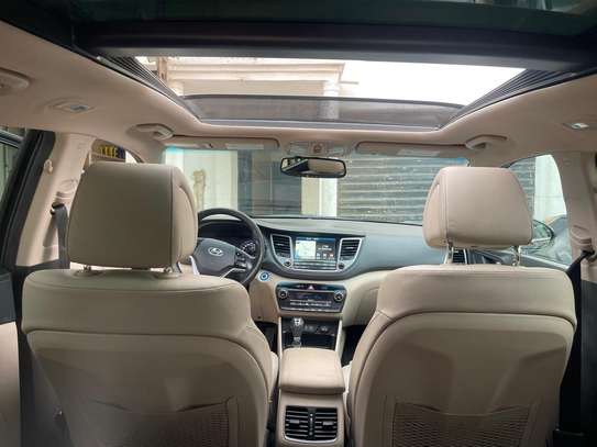 HYUNDAI TUCSON 2016 image 12