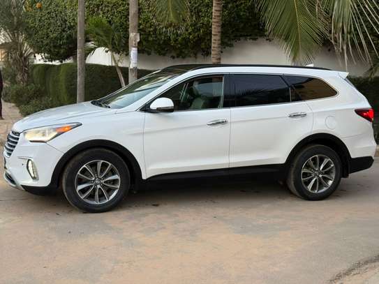 Hyundai Santafé image 6