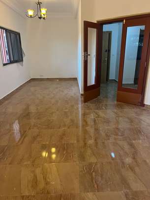 Joli appartement F3 a Ngor Almadies image 11