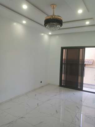 Mermoz appartement trois chambres salon et studio image 3