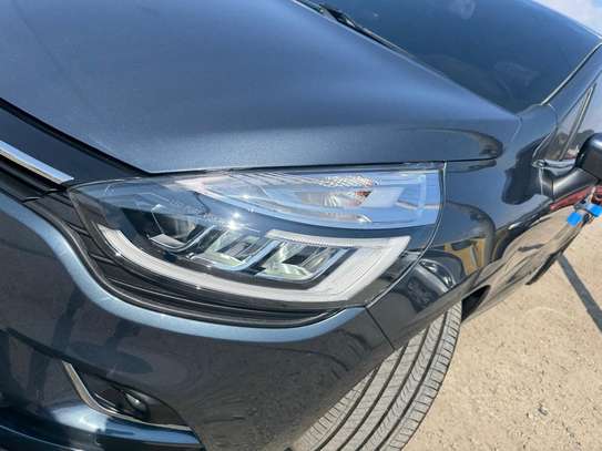 Renault Clio image 6