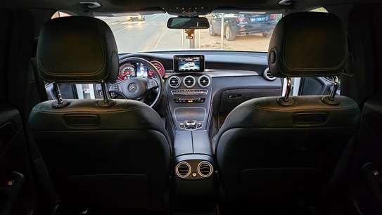 2018 Mercedes GLC 300 image 8