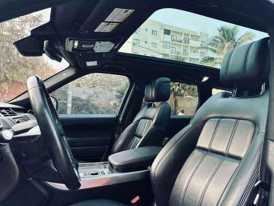 RANGE ROVER SPORT 2019 image 8