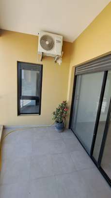 APPARTEMENT F4 A LOUER A NGOR image 7