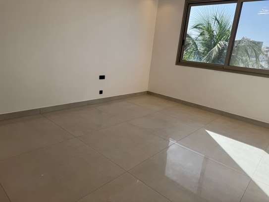 Appartement 4 chambres à louer aux Almadies image 6