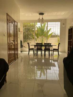 Colocation villa meublee image 6