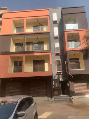 Magasin à louer aux Mamelles image 1