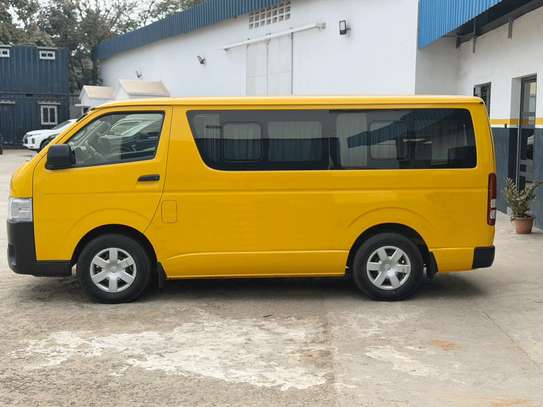 vends toyota hyace image 6