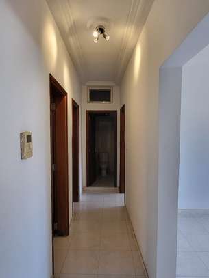 Bel appartement à Liberté 6 Extension (derrière WAVE) image 9