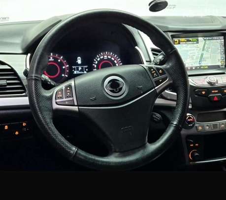 Ssangyong korando C 2016 image 8